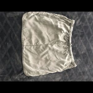 Khaki green skirt size M